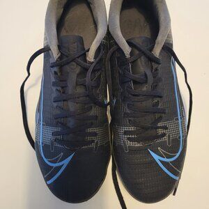 Nike Mercurial Vapor 14 Academy IC Soccer